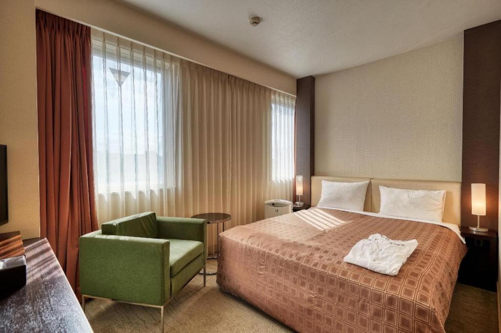 Hotel Yuquesta Asahibashi Naha Exteriör bild